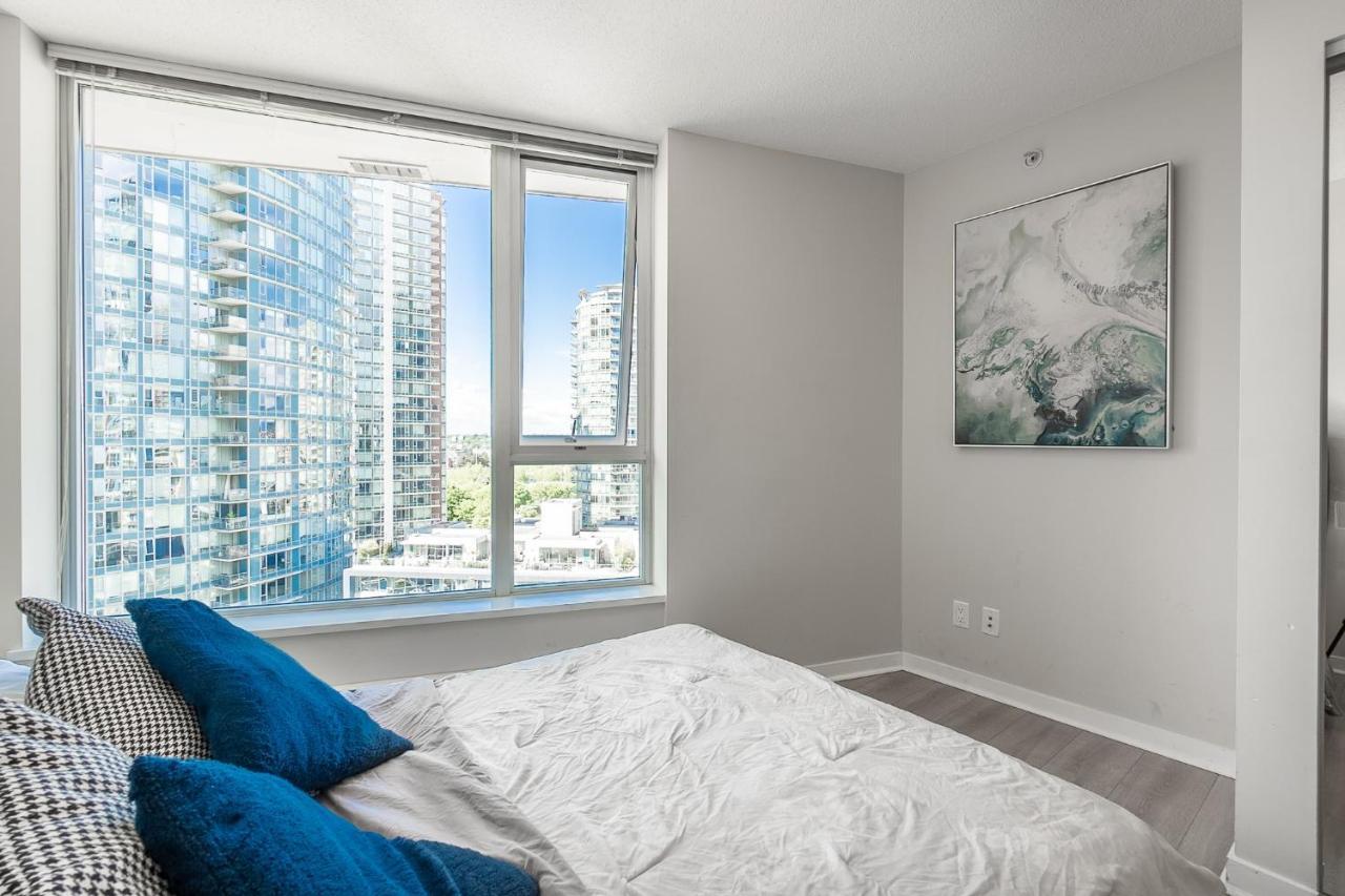 Stunning 2 Bedroom Condo With Downtown Views!!! Vancouver Exterior foto